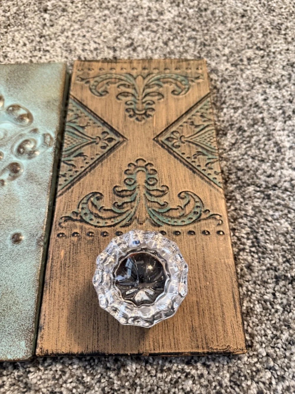 Lot of 2 Rustic wall home decor metal tin glass knob coat hook French country